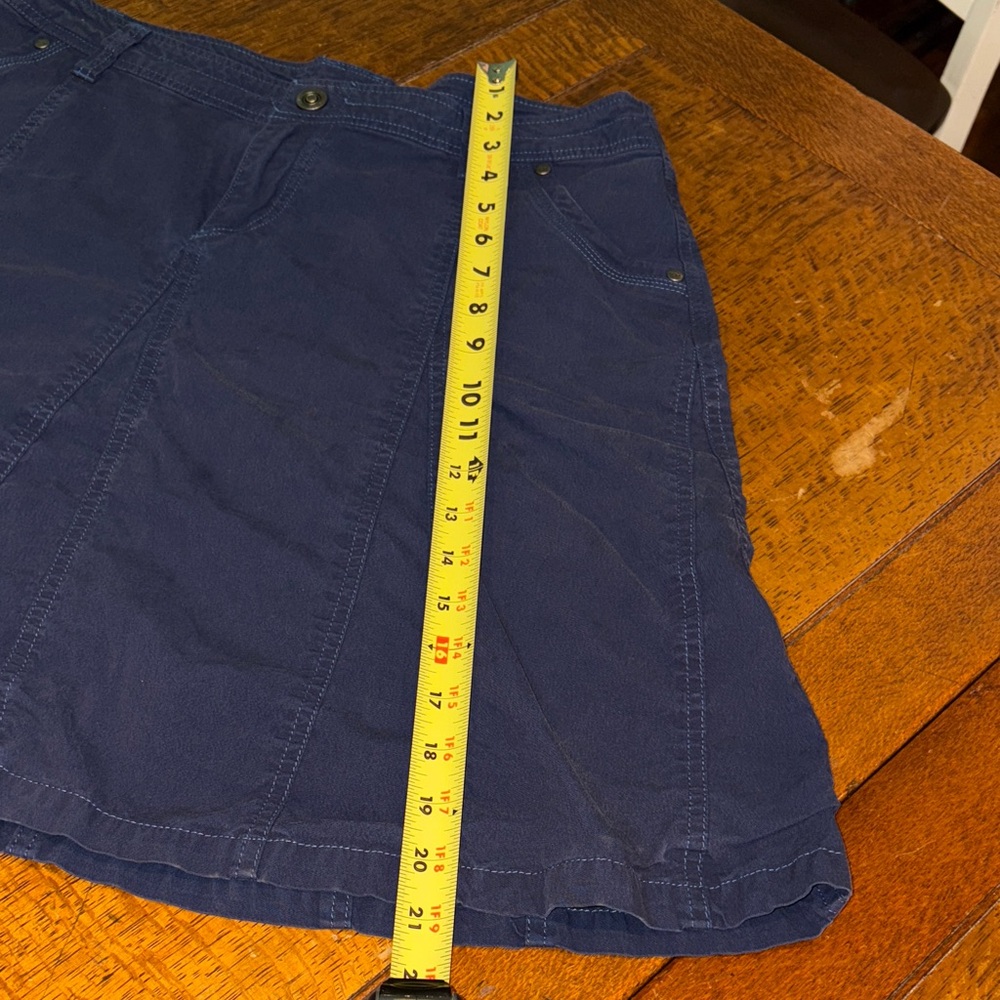 Kuhl Navy Blue Women's Skirt. Size 12 - Picture 8 of 9